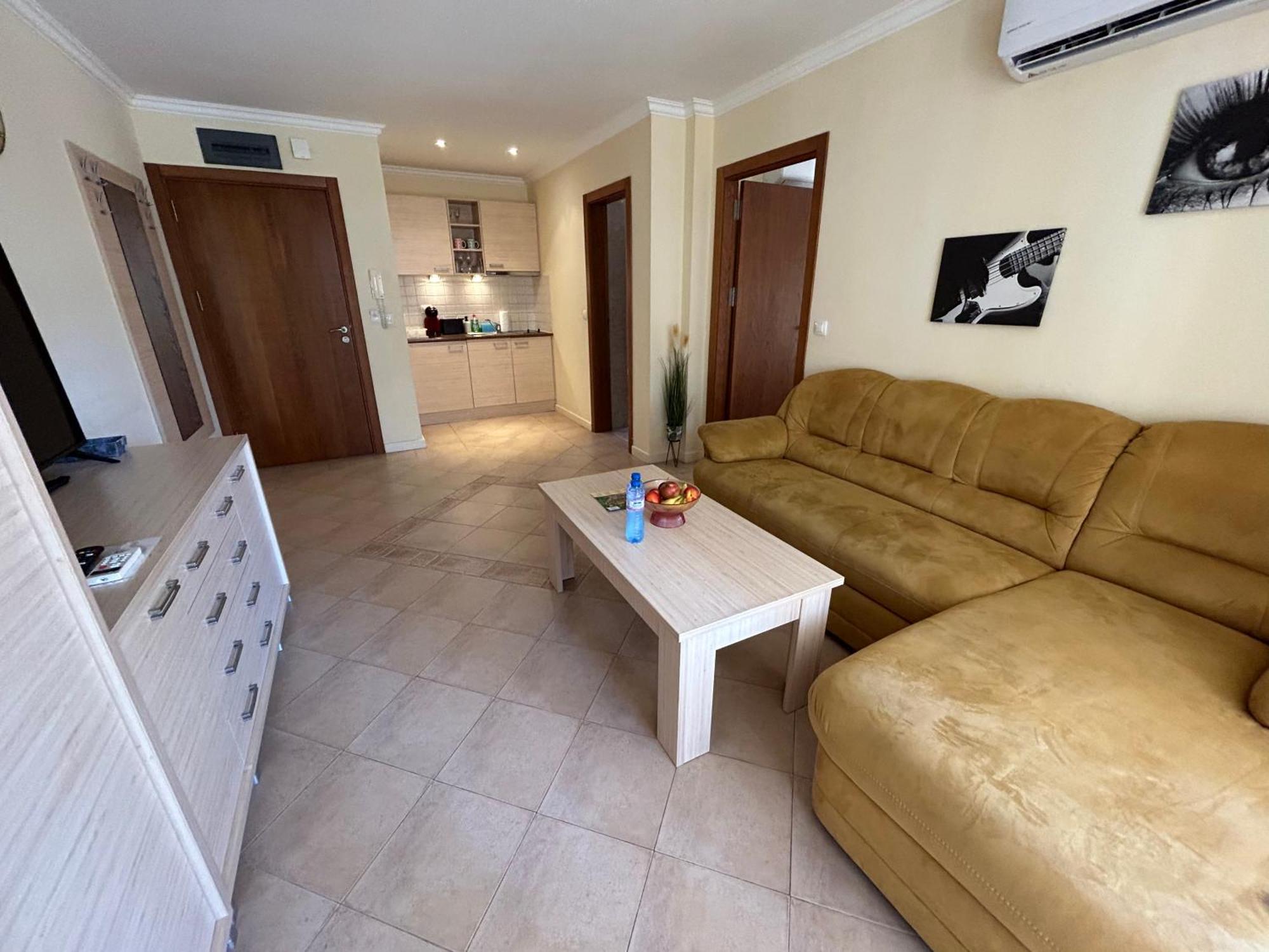 Quiet Apartment With Big Terrace In Santa Marina With Parking 소조폴 외부 사진